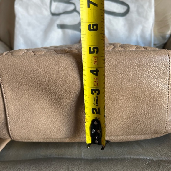 Lug Hatchback Classic VL Backpack Tan EUC - Picture 8 of 16